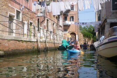 2 Hour Venice Canal Kayak Tour – Premium experience by day