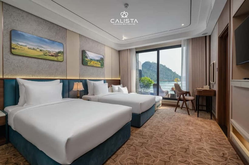 2D1N Halong Bay 6-Star Cruise: Fine Dining, Cave & Kayaking - Who should book this Ha Long Bay cruise?