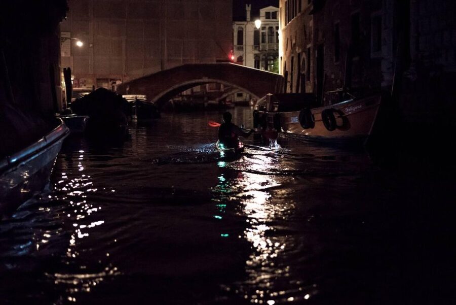 2hr Night Kayak Tour in Venice: premium tour with sunset - What the premium price covers