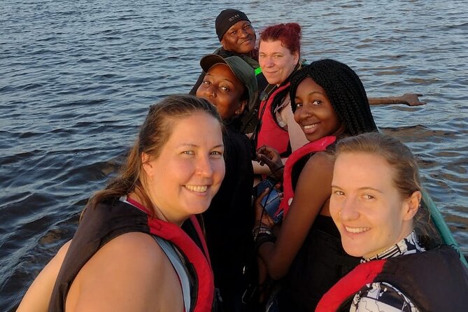 3-hour canoe tour through Tortuguero National Park - What the guide adds to three hours on the water