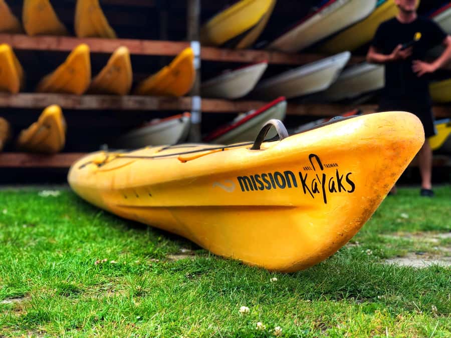Abel Tasman Kayaks: 1 Day Freedom Kayak Rental - Marahau briefing and kayak setup