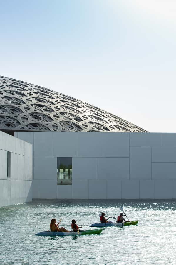 Abu Dhabi: Guided Kayak Tour around Louvre - Why Kayaking Around Louvre Abu Dhabi Works