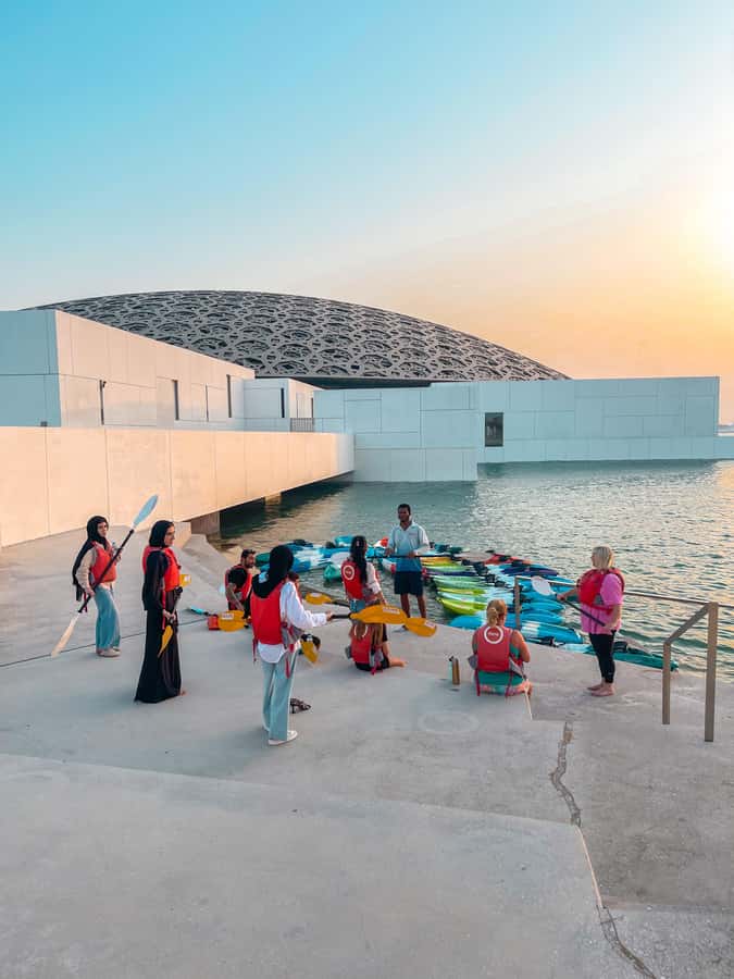 Abu Dhabi: Guided Kayak Tour around Louvre - Who Should Book This Kayak Tour?