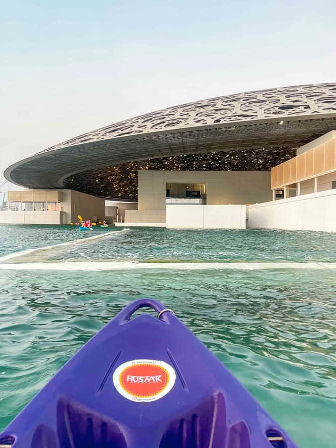 Abu Dhabi: Guided Kayak Tour around Louvre - Practical Details That Matter