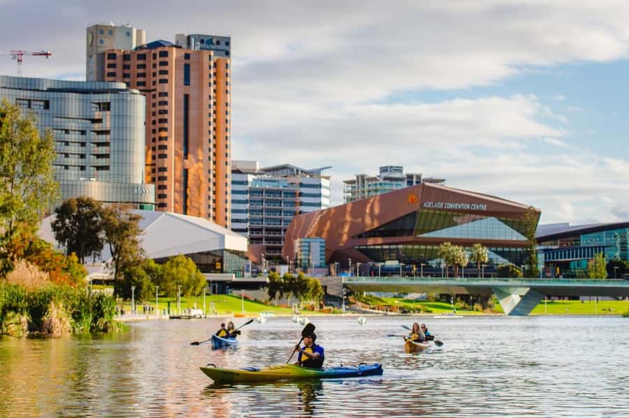 Adelaide: City Kayaking Experience - Weather, clothing, and comfort on the river