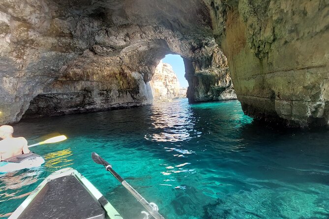 Adventure to the caves by canoe - Who will enjoy this cave adventure most?