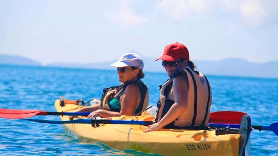Airlie Beach: Half Day Turtle Tour Sea Kayaking Adventure - Shingley Beach and the first paddle
