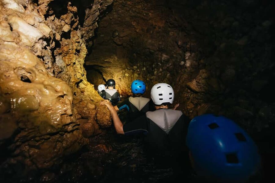 Alcudia: Kayak Tour with Snorkel & Sea Cave Swim - Sea caves, rock walls, and a change of pace