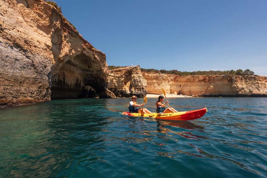 Algarve: Benagil Cave Sunrise Kayak Tour with Shower Use - Finding the Secret Algarve meeting point