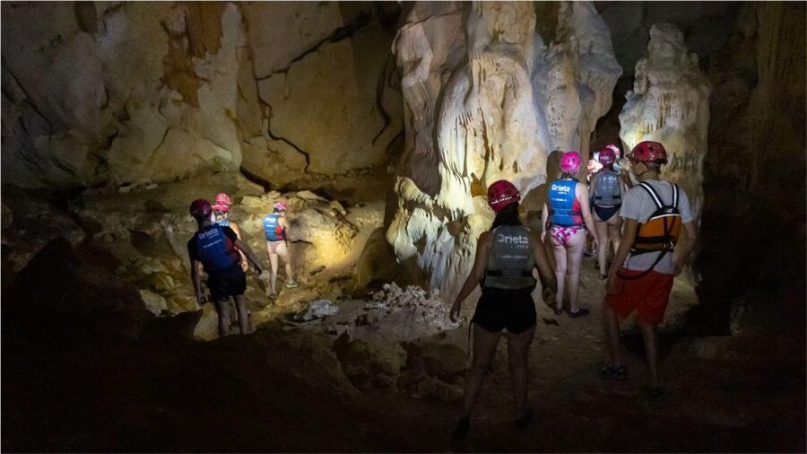 Altea: Morro de Toix Guided Kayak Excursion - Old stairs, shelters, and Morro de Toix fisheries