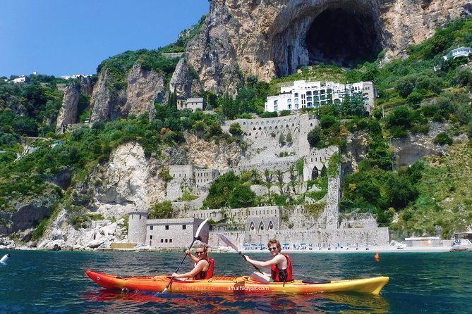 Amalfi Coast Kayak Tour: Explore Caves, Arches & Hidden Beaches - What the Paddle Feels Like in Real Conditions