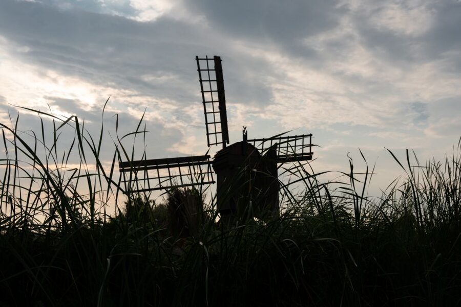 Amsterdam: 2-Hour Guided Canoe Trip - The quiet pleasure of seeing the village from water level
