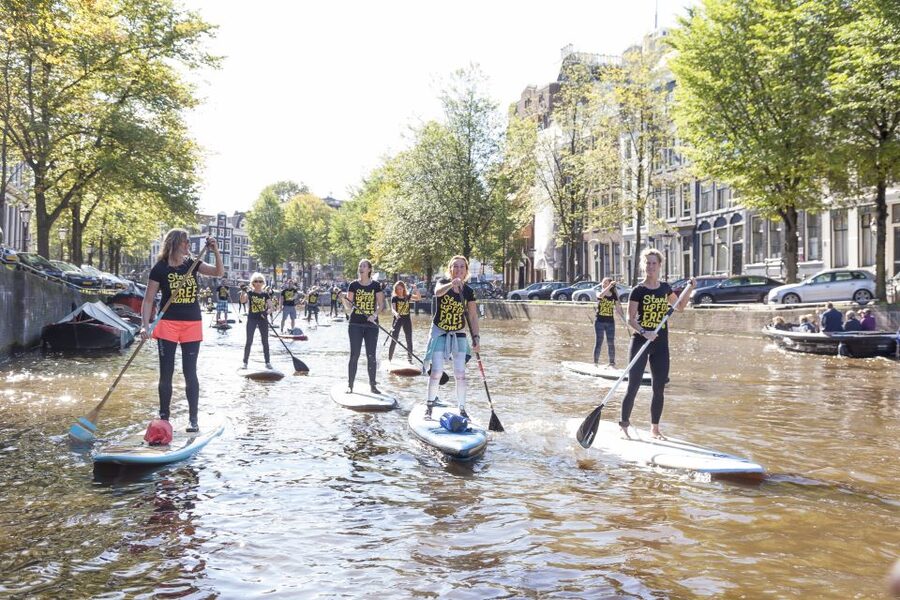 Amsterdam: 2-Hour Stand Up Paddle Board Tour - Weather, clothing, and seasonal limits