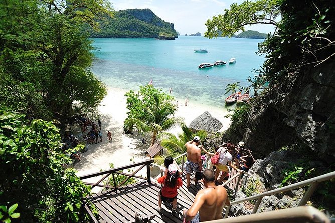 Angthong National Marine Park by Speed Boat with Snorkeling & Kayaking - Lunch and free time at Koh Wua Ta Lub