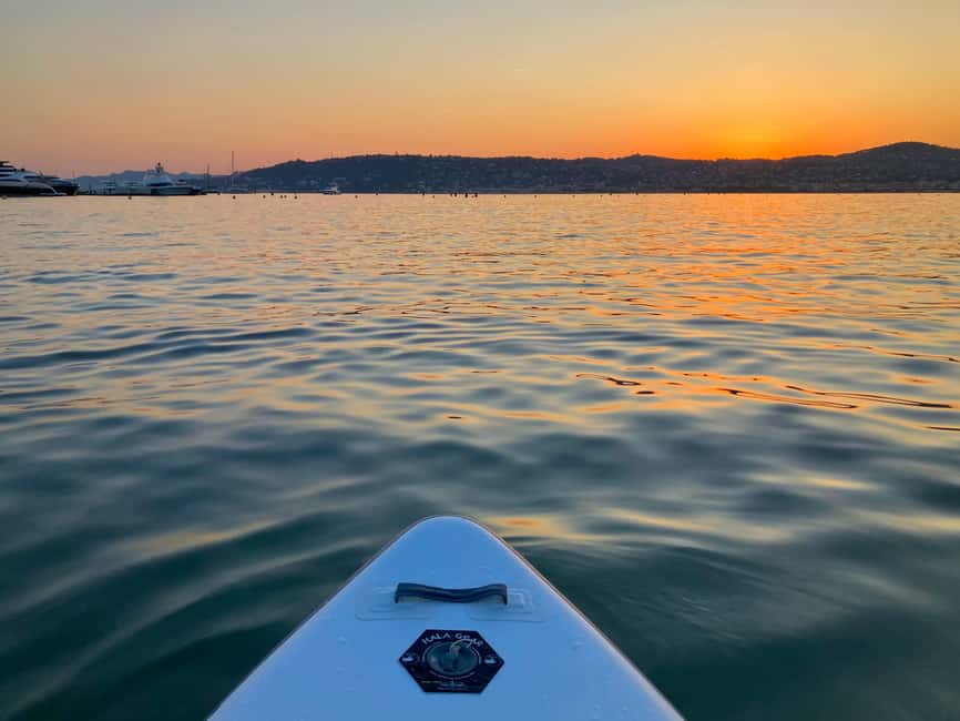 Antibes : 2-seat Paddle board Rental with photos & videos - Getting comfortable on the wide, stable board