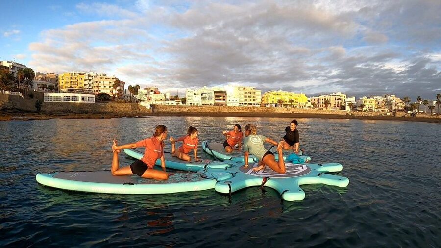 Arguineguín: Stand-up Paddleboard Yoga Class with Instructor - What the 90-minute SUP yoga session feels like
