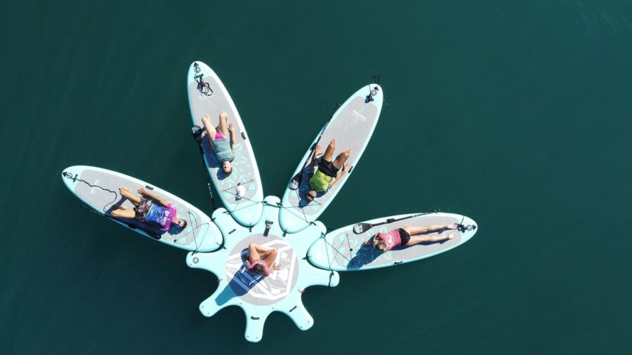 Arguineguín: Stand-up Paddleboard Yoga Class with Instructor - How the instructor shapes the experience
