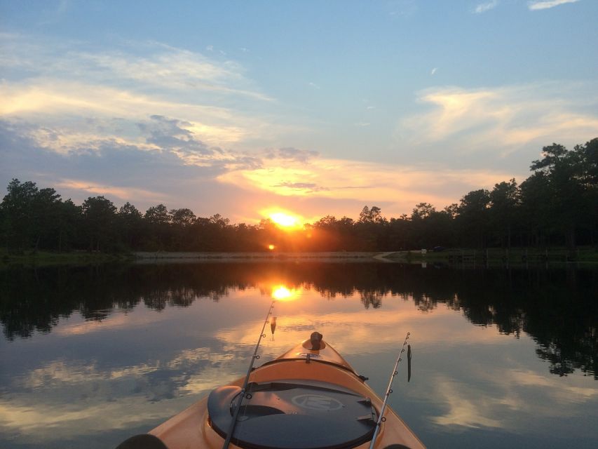 Austin: Sunset Bat Watching Kayak Tour - Meeting at Austin Rowing Club