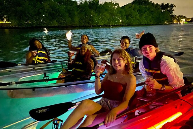 Austin Texas Night Clear Kayaking Glow Tour - Why this nighttime paddle feels different