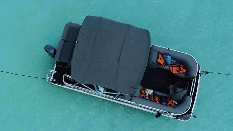Bacalar: 3-hr Pontoon Boat Tour with Beach Club + Kayaks - Key points at a glance
