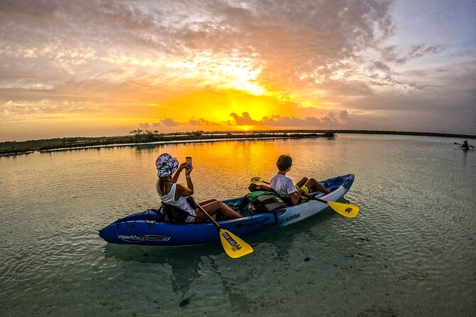 Bacalar Sunrise in Kayak - Starting from Av 5 at 5:30 a.m.