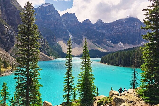 Banff/Canmore Moraine Lake & Lake Louise– Hike, Canoe or Sightsee - Key points to know before booking