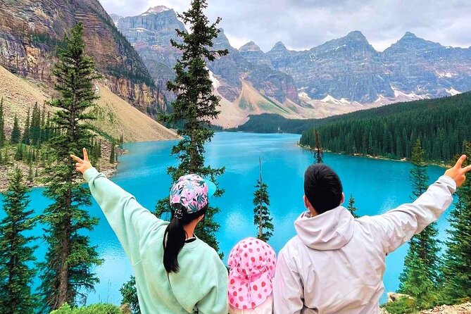Banff/Canmore Moraine Lake & Lake Louise– Hike, Canoe or Sightsee - Vermilion Lakes and Mt Rundle on the way out