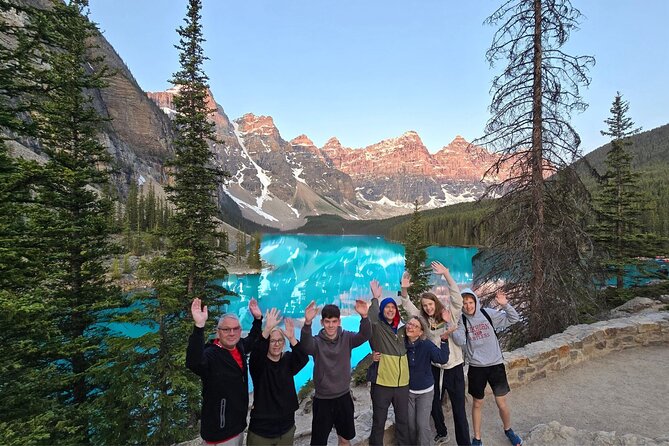 Banff/Canmore Moraine Lake & Lake Louise– Hike, Canoe or Sightsee - The two timing choices, compared honestly