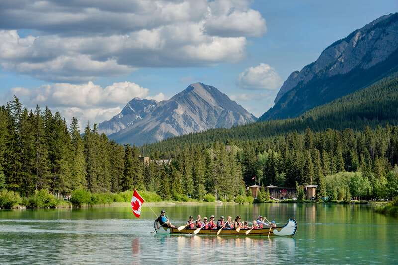 Banff: Wildlife on the Bow River Big Canoe Tour - Paddling Up the Bow River