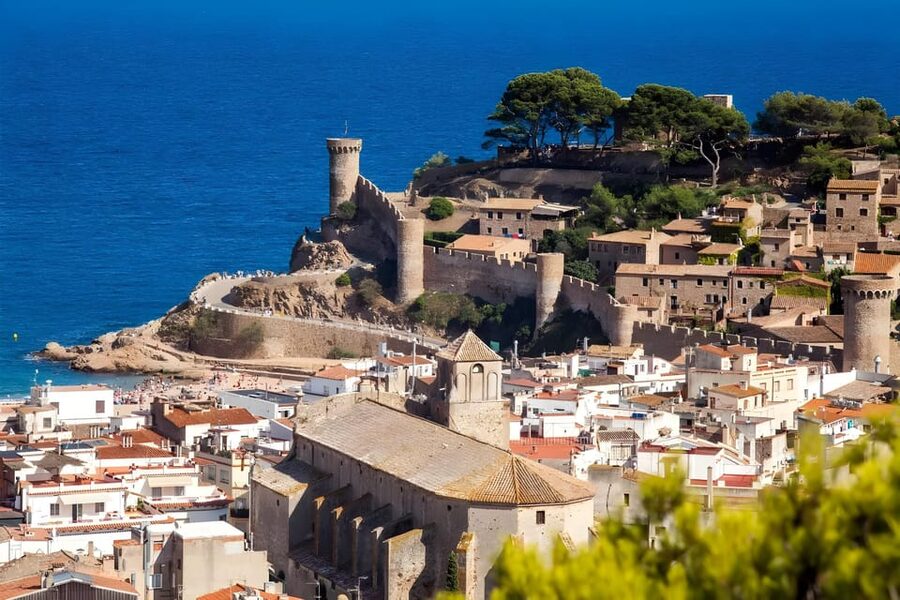 Barcelona: Costa Brava Kayak & Snorkeling Small Group Tour - Three hours among caves, cliffs, and marine life