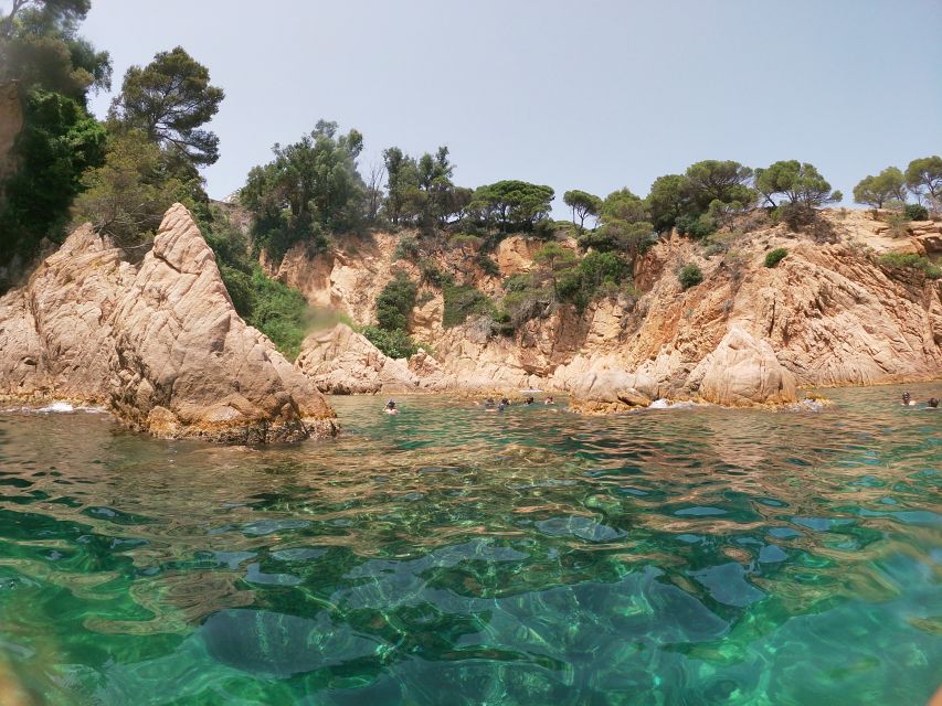 Barcelona: Costa Brava Kayaking & Snorkeling Tour with Lunch - Optional cliff jumping and water confidence