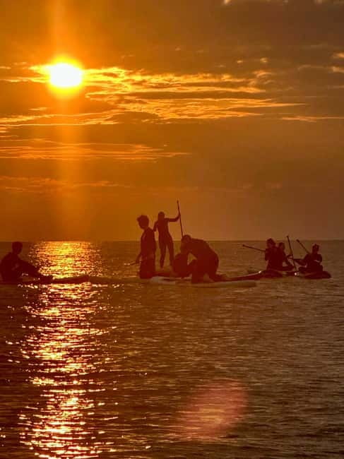 Barcelona: Paddleboarding at Sunrise. Includes: instructor, photos, equipment - Paddling into the first light