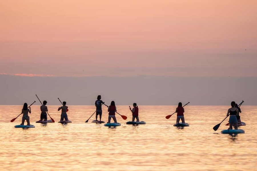 Barcelona: Paddlesurf Rental Barceloneta beach (75min) - Picking up your board near Barceloneta