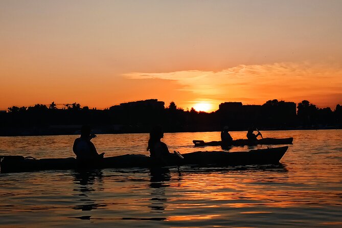 Belgrade: Sunset Kayak Tour - The 10-minute safety briefing at Ušće