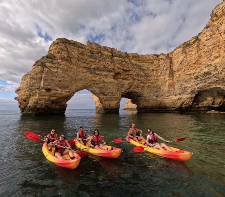 Benagil: 1:30Hour Kayak Rental with Private Parking - A swim near Praia da Marinha