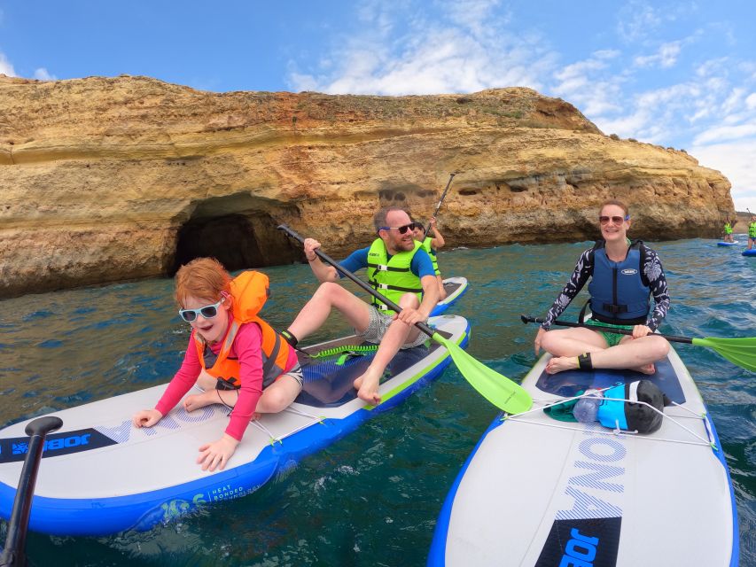 Benagil: Benagil Caves Guided Kayak Tour with Free 4K Photos - Free photos, wetsuits, and the small practical extras