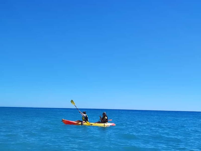 Benagil Cave: Guided Kayak Tour with Caves and Cliffs - Starting at Benagil Beach