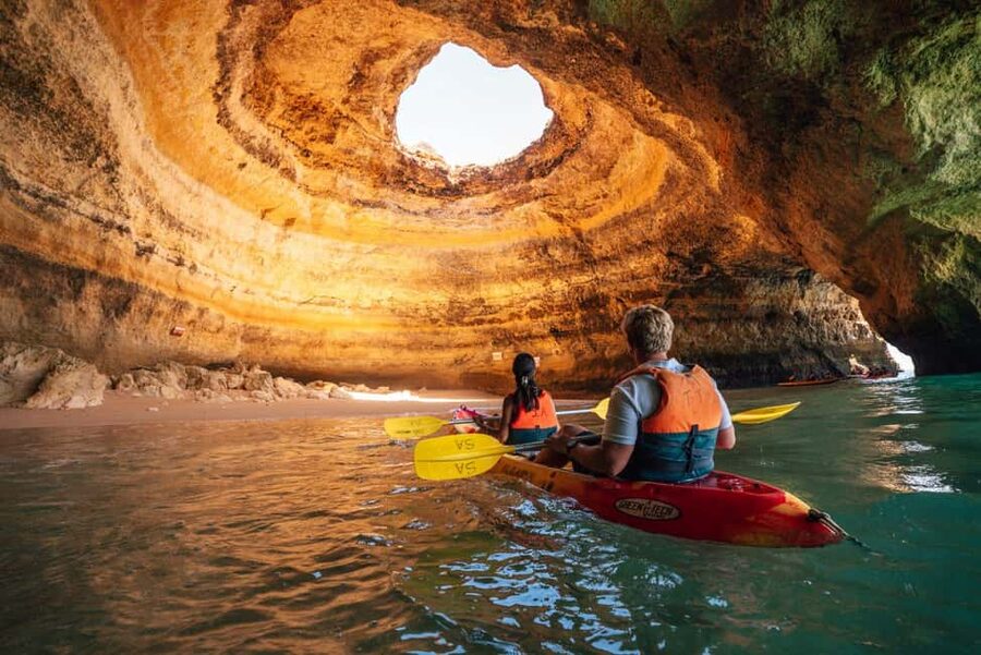 Benagil: Kayaking Tour to the Benagil Cave (Free Shower) - Key points to know before you paddle