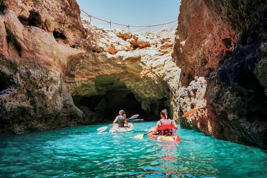 Benagil: Kayaking Tour to the Benagil Cave (Free Shower) - What to wear and what to leave behind