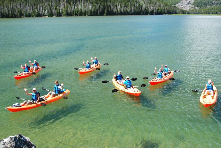 Bend: Guided Kayak Tour on the Cascade Lakes - Wildlife watching from a kayak