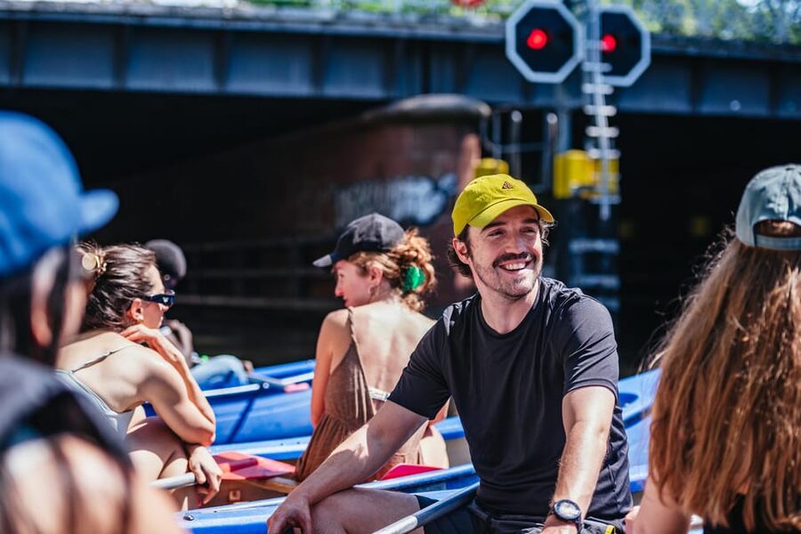 Berlin: Guided Tour by Canoe - Maybachufer and the flea-market shoreline