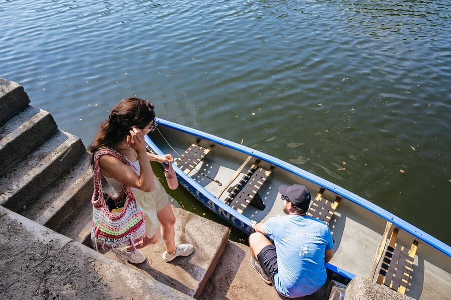 Berlin: Guided Tour by Canoe - Is $44 a fair price?