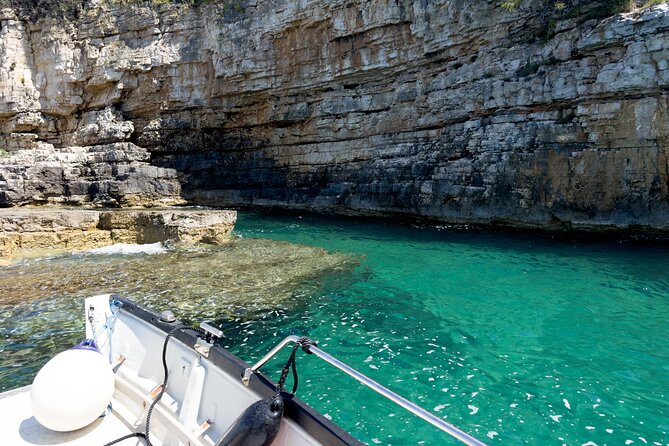 BOAT & KAYAK! Sea Adventure - Snorkeling & Cliff Jumps - GoPro photos and what they add