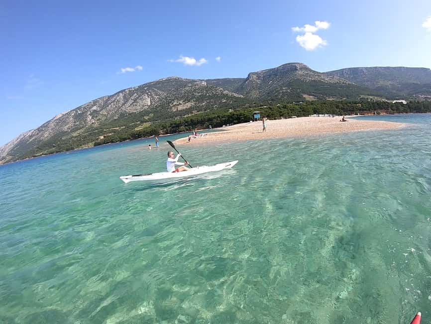 Bol: Zlatni Rat Beach Kayak Tour with Snorkeling - A beginner-friendly paddle of 4 to 6 kilometers
