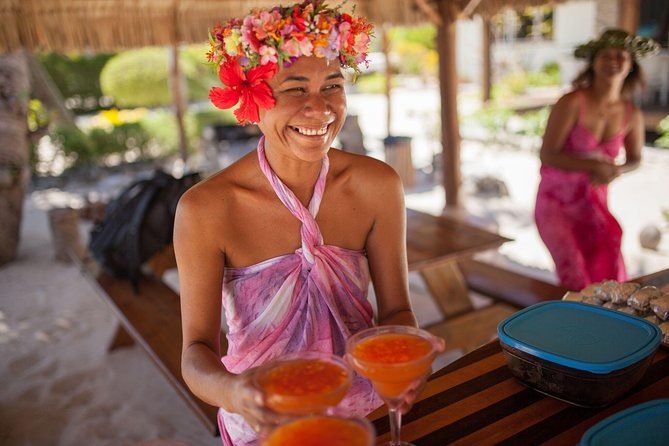 Bora Bora Snorkel Cruise by Polynesian Outrigger Canoe with BBQ Island Lunch - Guides, music, and the human side of the trip