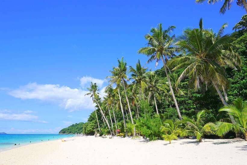 Boracay: Island Hopping with Crystal Kayak & Helmet Diving - The crystal kayak photo session