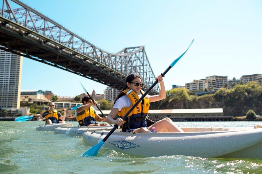 Brisbane: 2-Hour Kayak Hire on Brisbane River - Heading toward South Bank