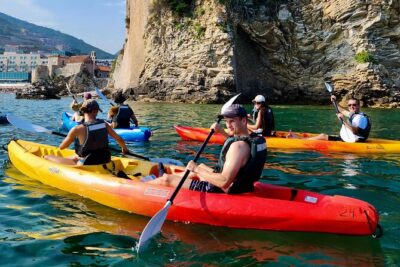 Budva Bay: Kayak & SUP Tour to Coastal Caves