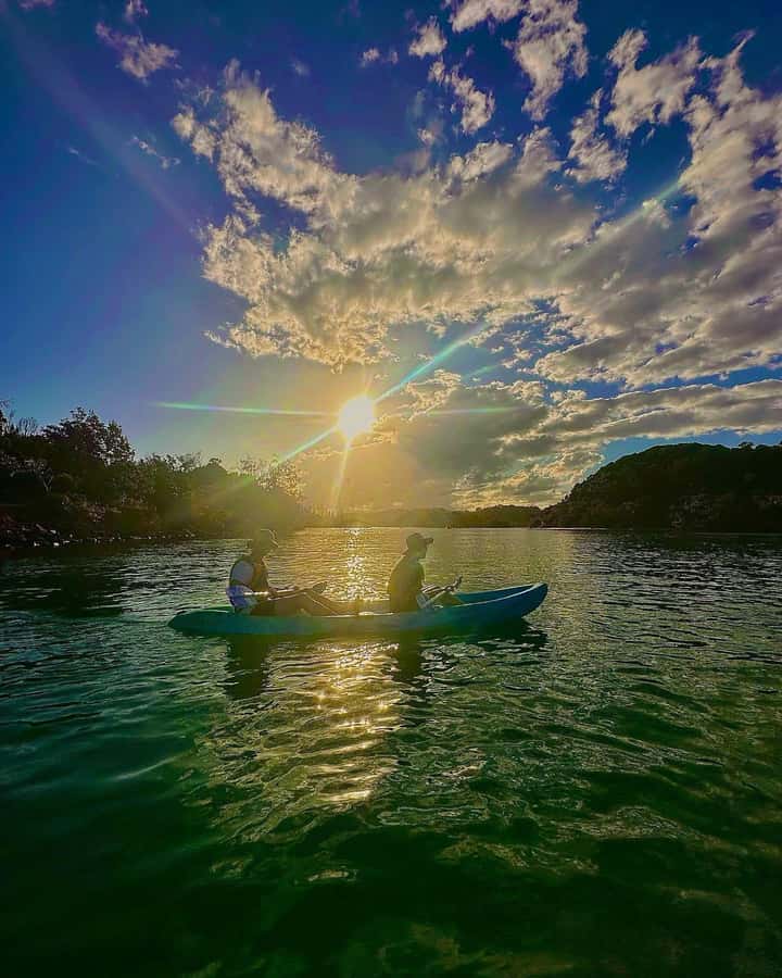 Byron Bay: Brunswick River Sunset Kayak Tour - Birdlife, mangroves and a careful look below
