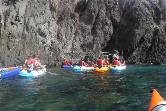 Cabo de Gata: Tour en kayak y snorkel full face + fotos incluidas - What the kayak handling is really like